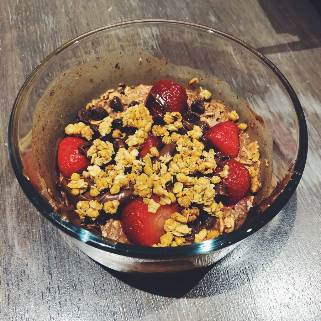 chocolate strawberry overnight oats recipe