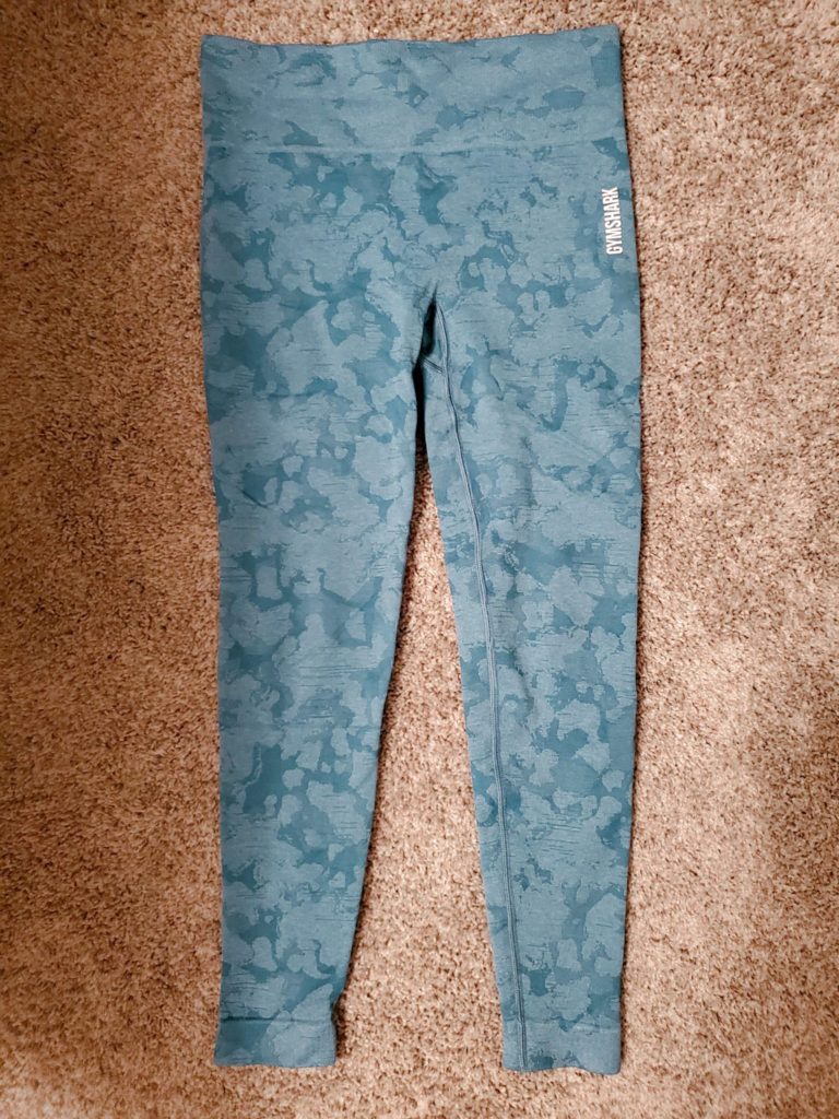 Gymshark Adapt camo seamless leggings berry red pink size Small