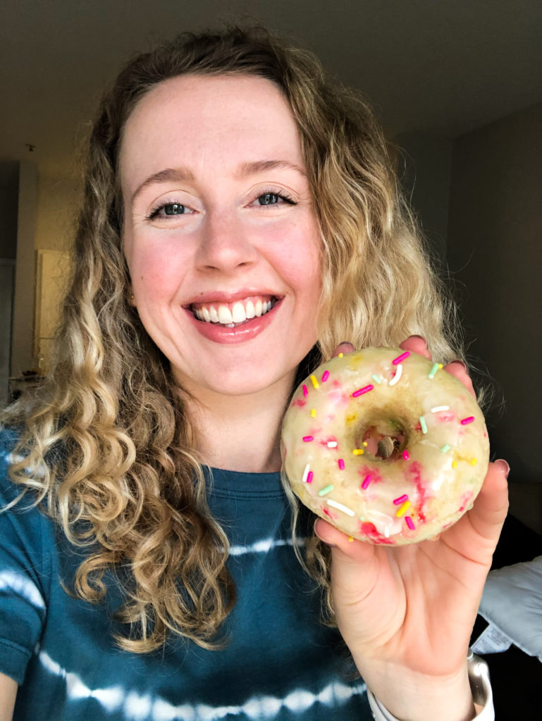You're going to love these delish & EASY dairy-free/ gluten-free birthday cake donuts! A simple baked donuts recipe to wow your friends/fam | Vitality Vixens Healthy Lifestyle Blog