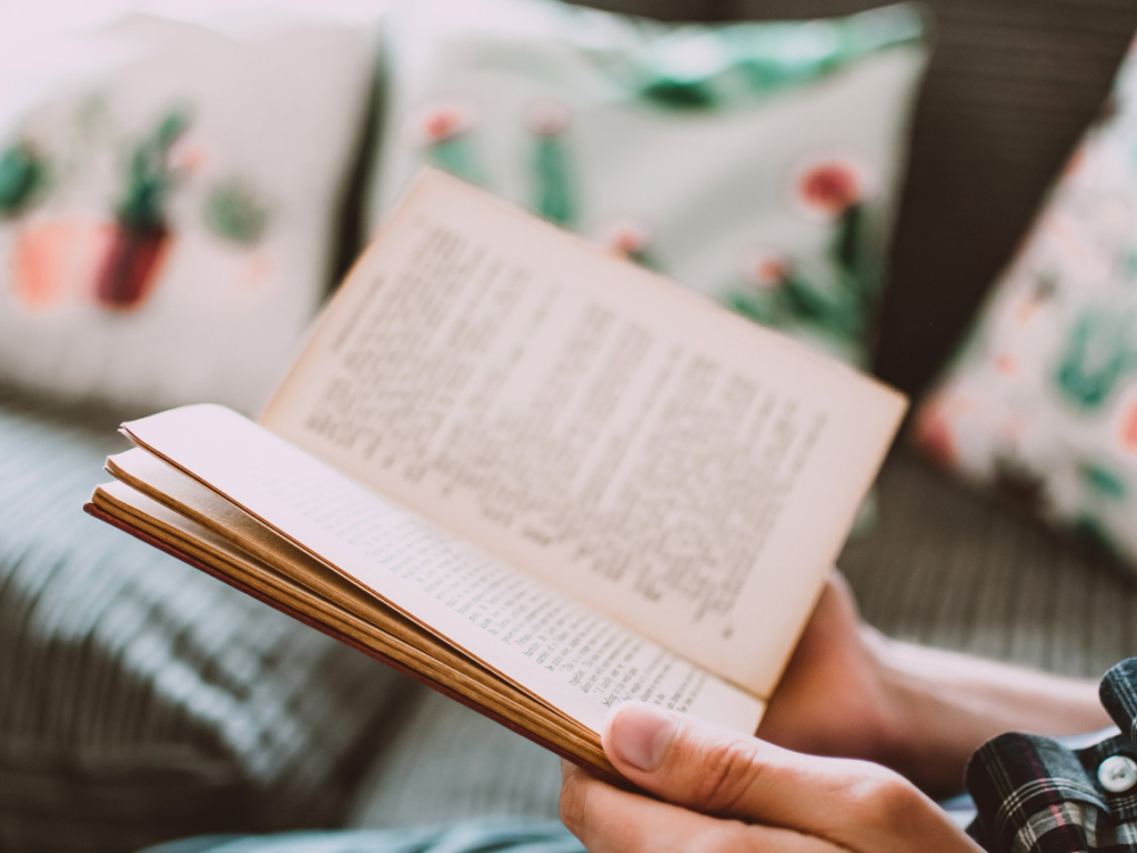 Bury your nose in a book this spring season with one of the picks from my Spring Reading List! I have a couple non-fiction & fiction picks. | Vitality Vixens Healthy Lifestyle Blog