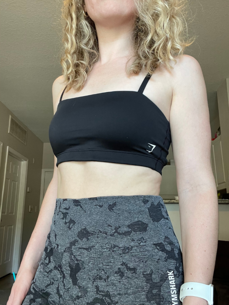 My in-depth Gymshark Bandeau Sports Bra Review! Why spend $40 on a bra that is only okay? Read this guide to save yourself some time & money! | Vitality Vixens Healthy Lifestyle Blog | *Unsponsored* Gymshark Reviews
