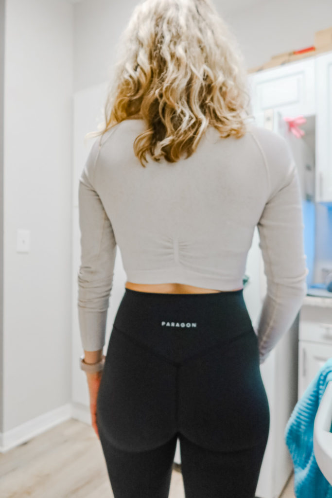 GYMSHARK ADAPT FLECK LONG SLEEVE CROP TOP REVIEW | An unsponsored Gymshark review on their crop tops, long sleeve tops, and t-shirts. If you're thinking of buying some tops from Gymshark, read this first.