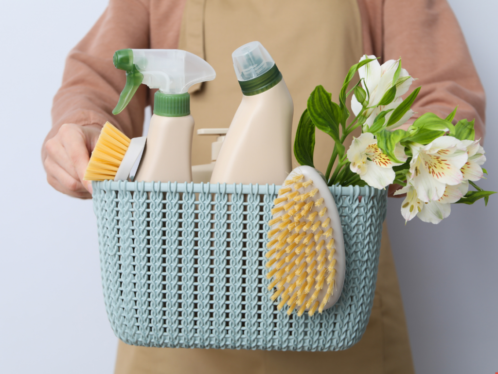 30 DAY DECLUTTER CHALLENGE | Try this for your spring cleaning or any time of year to get your apartment / home into tip top shape | Vitality Vixens Healthy Lifestyle Blog